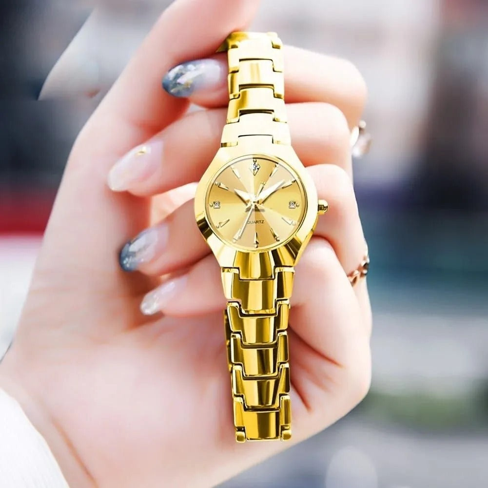 Luxurious Ladies Golden Fashion Watch