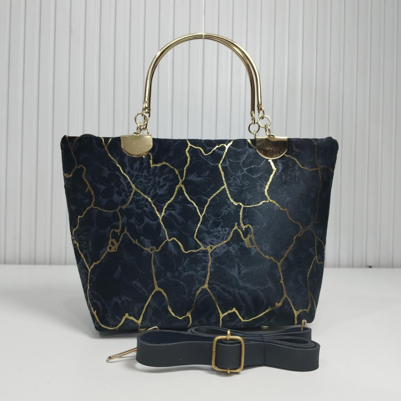 Premium Quality Luxury Ladies hand bag for girls